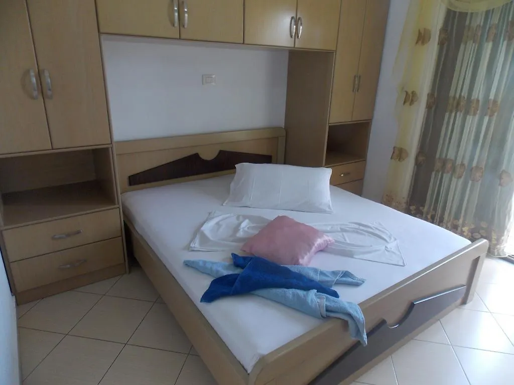 Apartment Natural Holiday Houses Ksamil