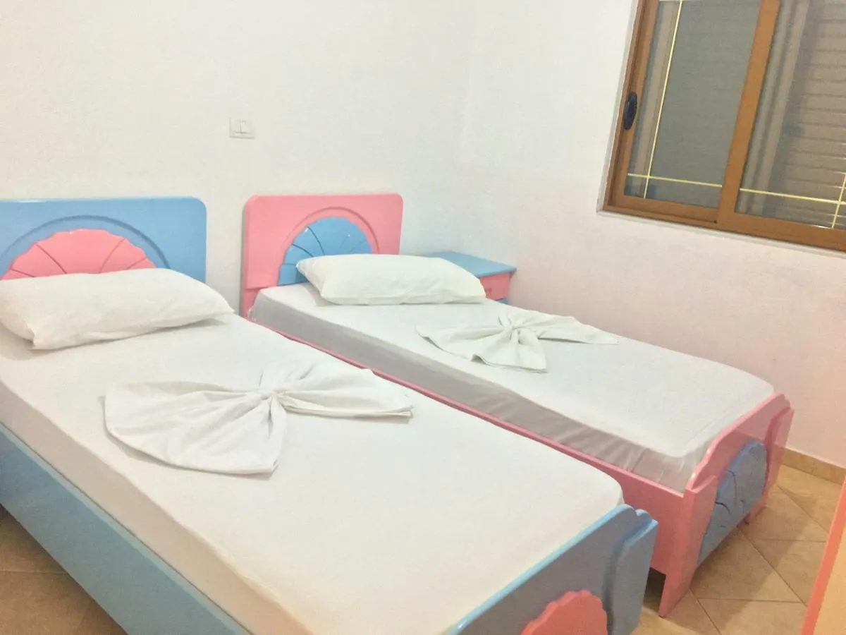 Natural Holiday Houses Ksamil Apartment