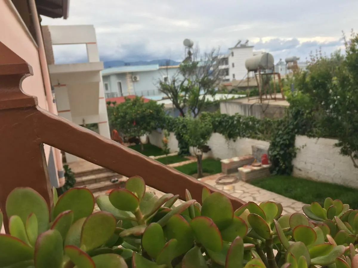 Apartment Natural Holiday Houses Ksamil Albania