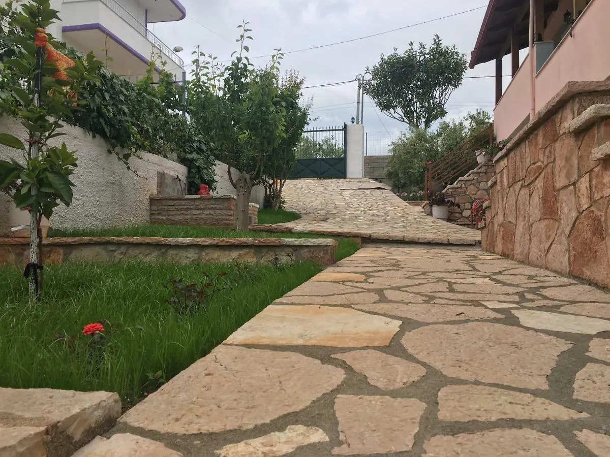 Apartment Natural Holiday Houses Ksamil