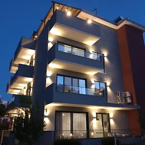 Ksamili Hotell