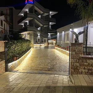 La Familia Apartment